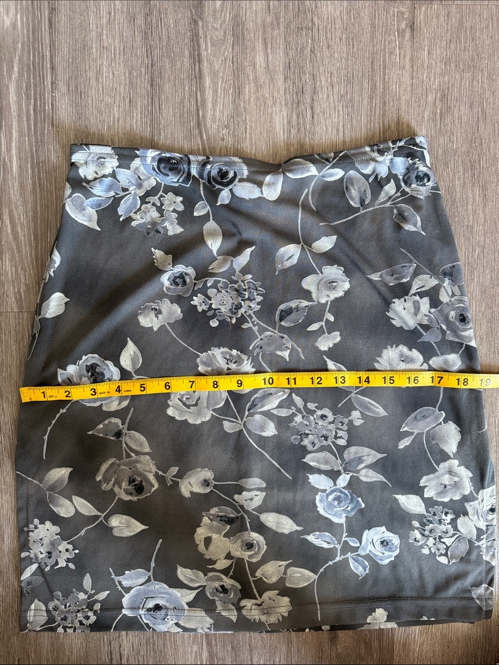 Wrapper Gray A-Line Skirt with Light Blue Floral Print - Picture 6 of 8